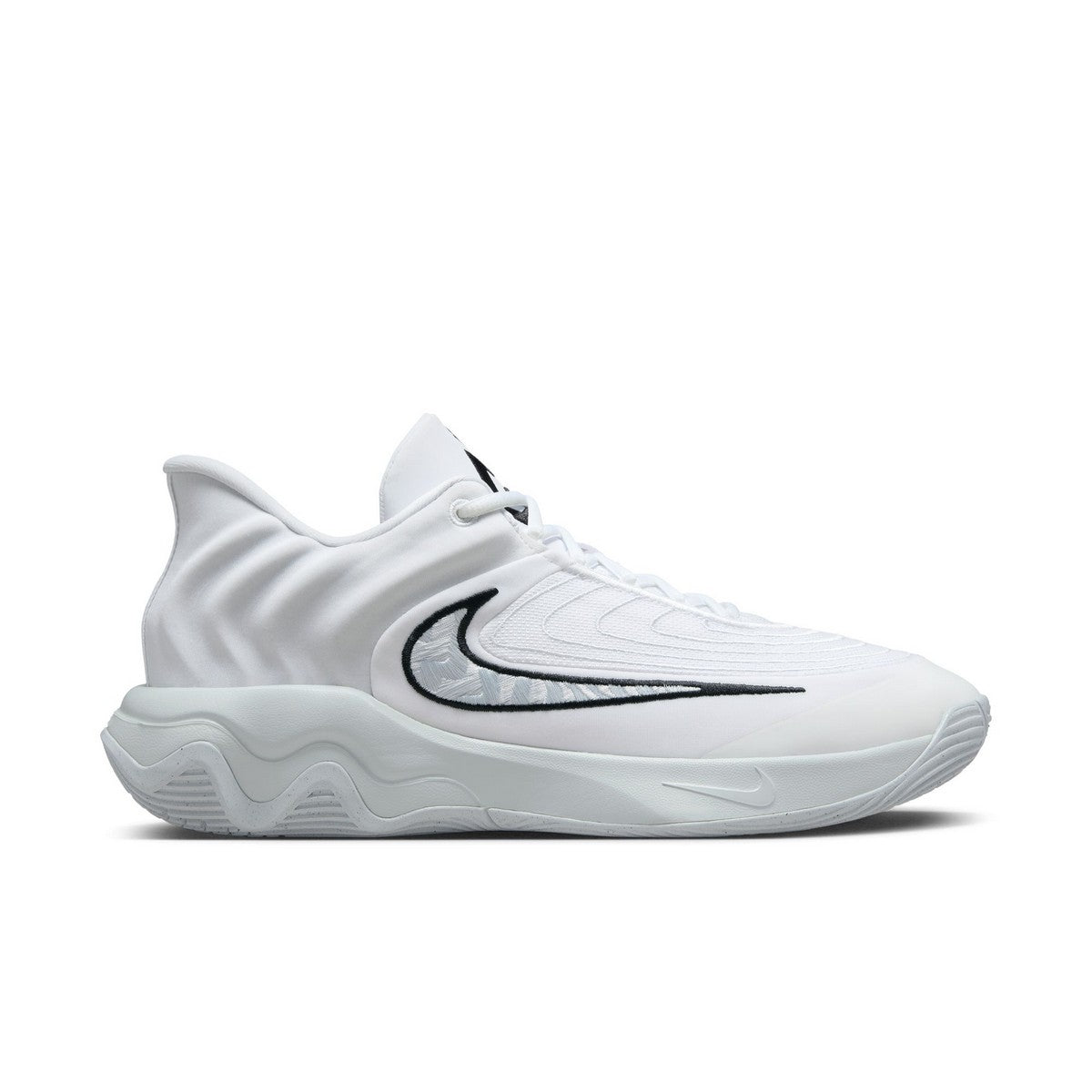 womens nike basketball shoes white