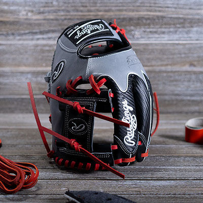 Custom Rawlings Baseball & Softball Gloves
