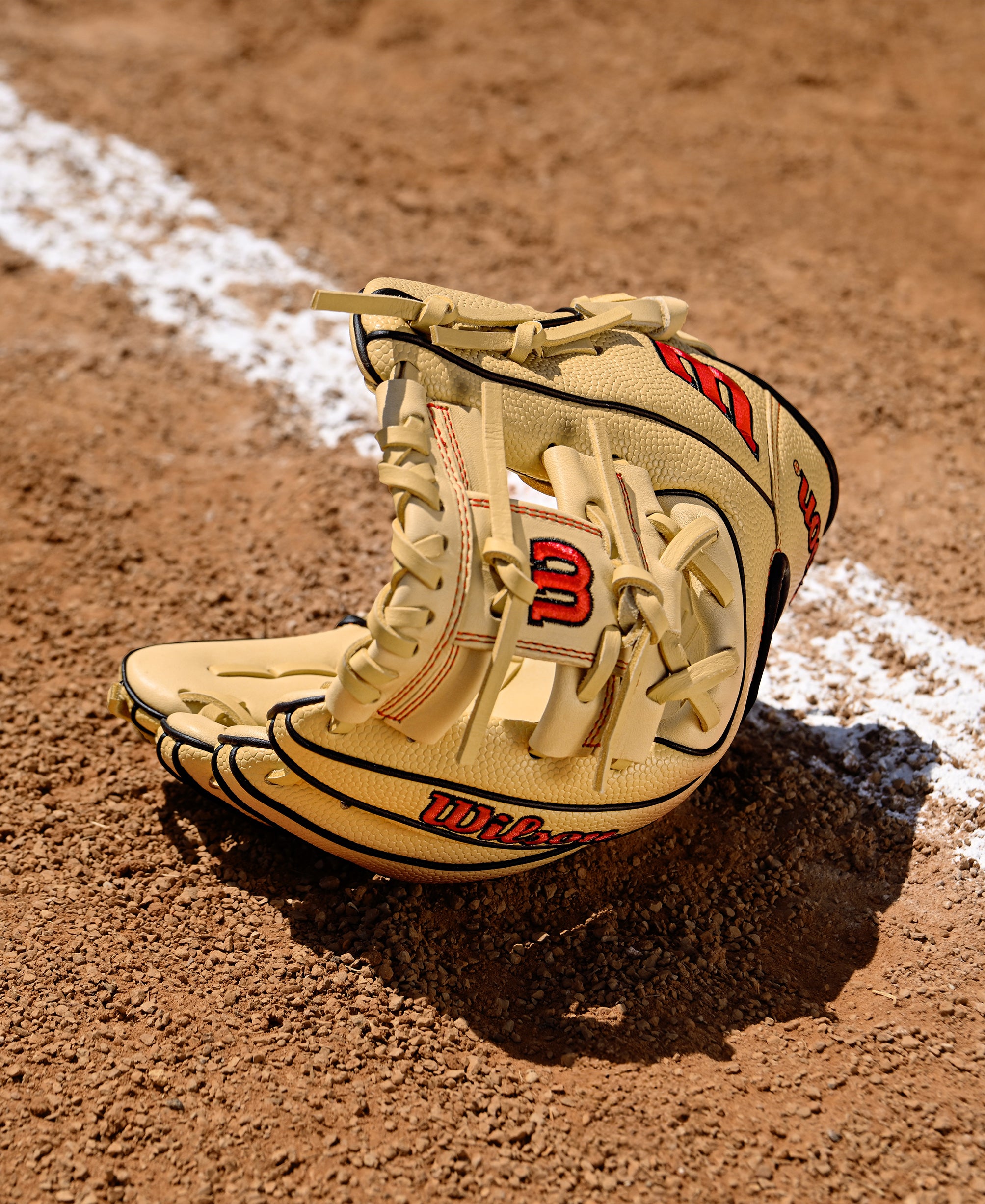 Wilson A1000 PF11 Pedroia Fit 11" Baseball Infield Glove with SuperSkin