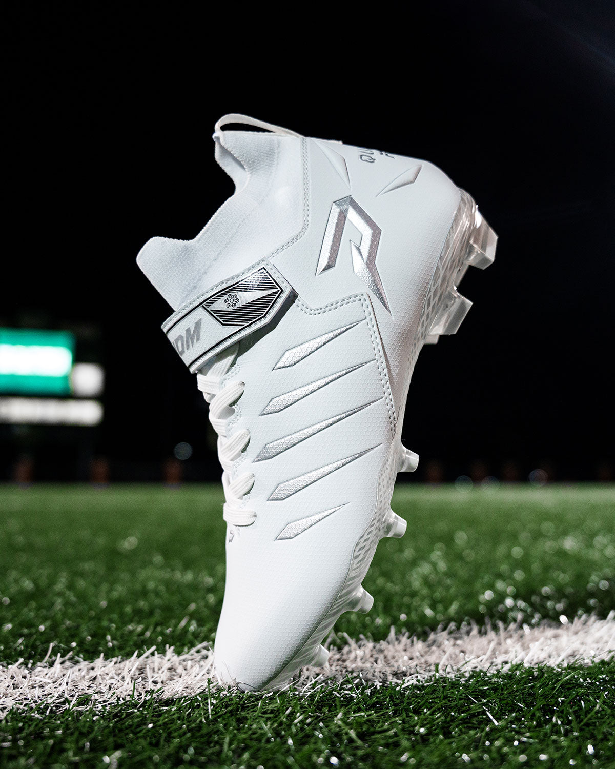 Phenom Elite Quantum Force Mid-Top Molded Football Cleats
