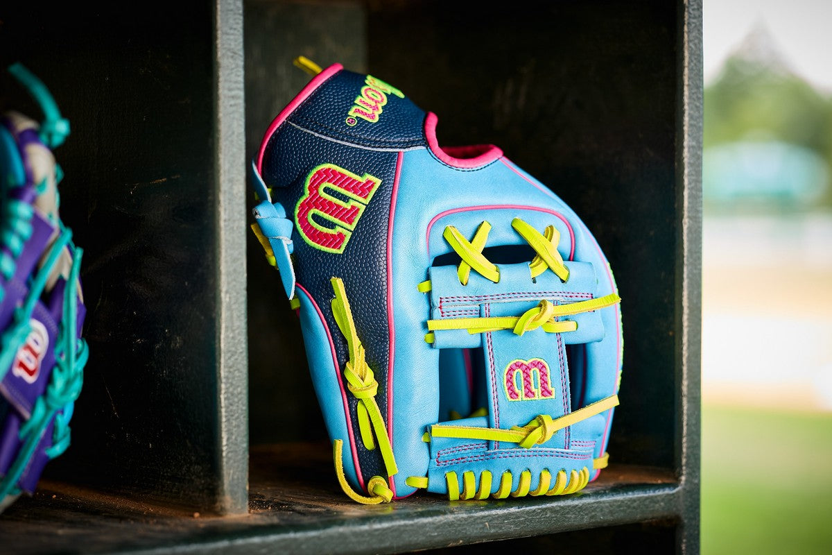 Wilson Spring 2026 A2000 1786 Model 11.5" Infield Baseball Glove