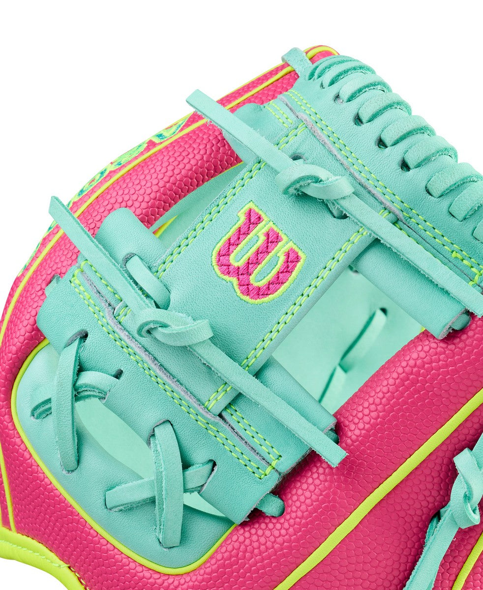 Wilson Spring 2026 A2000 DP15 Pedroia Fit SuperSkin Model 11.5" Infield Baseball Glove