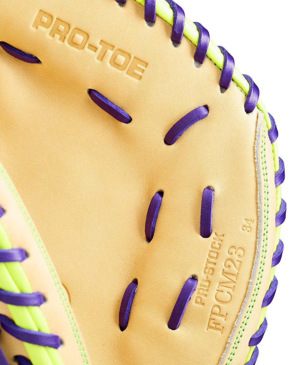 Wilson Spring 2026 A2000 FPCM23 Model 34" Fastpitch Catcher's Mitt